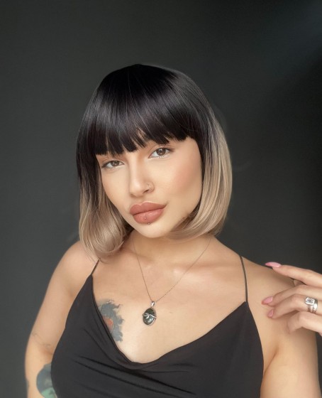 Kısa Küt Perçemli Bob Pedikal Peruk Kanser Kemoterapi uygundur Siyah Küllü Gri