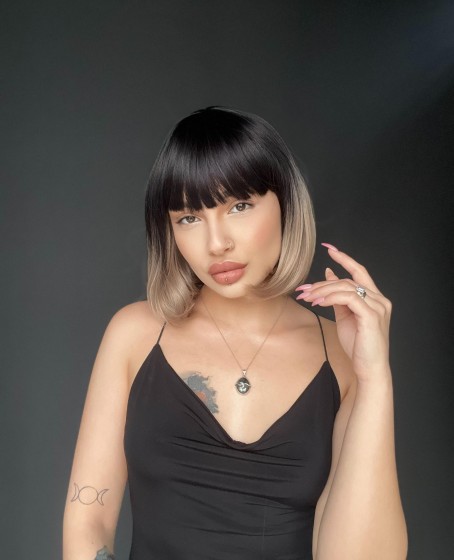 Kısa Küt Perçemli Bob Pedikal Peruk Kanser Kemoterapi uygundur Siyah Küllü Gri