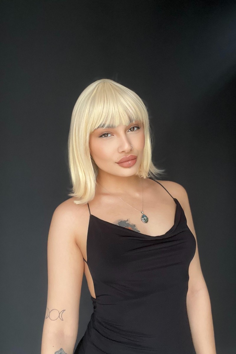 Kısa Küt Perçemli Bob Pedikal Peruk Kanser Kemoterapi uygundur Doğal Sarı