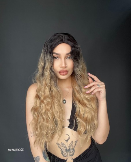 Doğal Su Dalgalı Uzun Perçemsiz Tepe kısmı deri Fiber Peruk