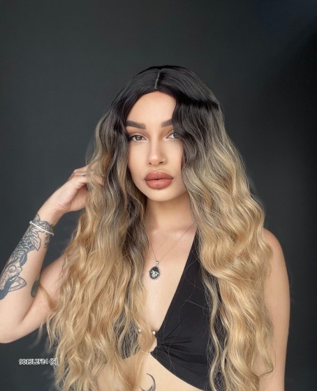 Doğal Su Dalgalı Uzun Perçemsiz Tepe kısmı deri Fiber Peruk