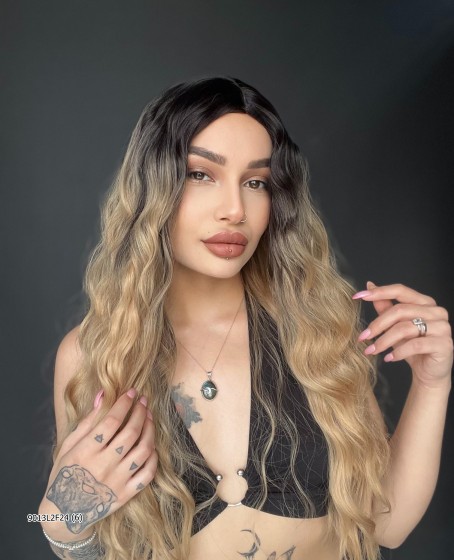 Doğal Su Dalgalı Uzun Perçemsiz Tepe kısmı deri Fiber Peruk