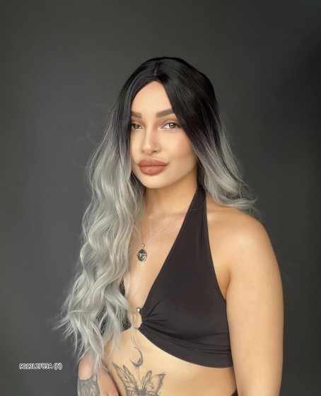 Doğal Su Dalgalı Uzun Perçemsiz Tepe kısmı deri Fiber Peruk Siyah Gri