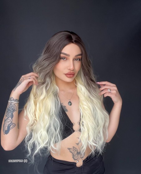 Doğal Su Dalgalı Uzun Perçemsiz Tepe kısmı deri Fiber Peruk Kumral ombreli