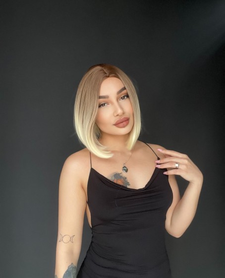 Perçemsiz Bob Kesim Tepe Kısmı cilt görünümlü Medikal Peruk 10613