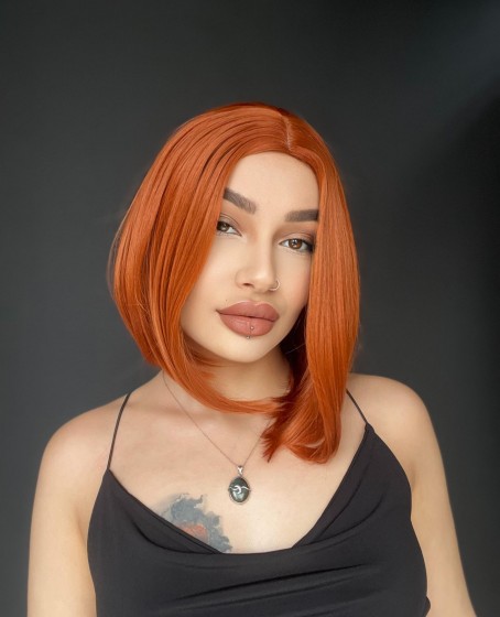 Perçemsiz Bob Kesim Tepe Kısmı cilt görünümlü Medikal Peruk Bakır