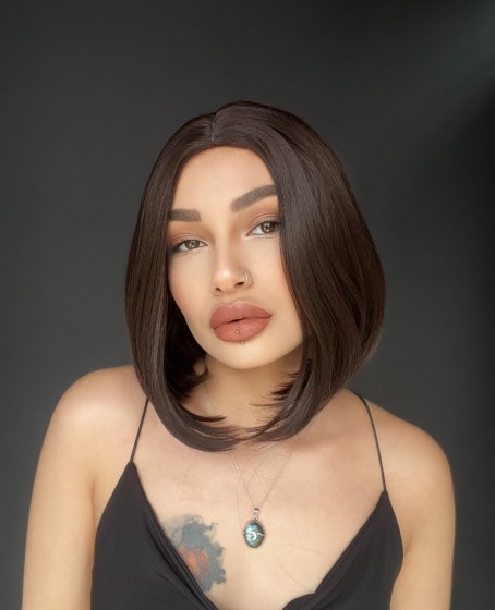 Perçemsiz Bob Kesim Tepe Kısmı cilt görünümlü Medikal Peruk Sıcak Kahve