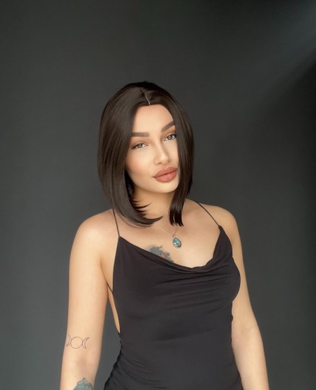 Perçemsiz Bob Kesim Tepe Kısmı cilt görünümlü Medikal Peruk Kestane