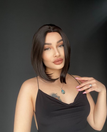 Perçemsiz Bob Kesim Tepe Kısmı cilt görünümlü Medikal Peruk Kestane