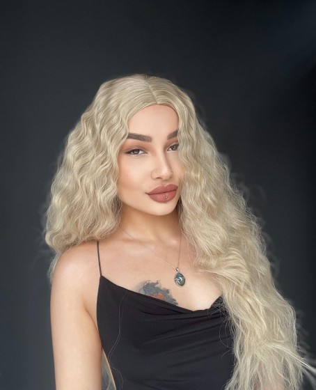 Wag Dalgalı Medikal üst kısmı cilt görünümlü Medikal peruk Soğuk Sarı