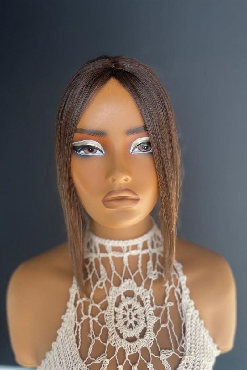 Tepe kısmı cilt görünümlü sabit ayrımlı Gerçek saç tepelik (Kahkül kesilebilir) cilttepeCi20