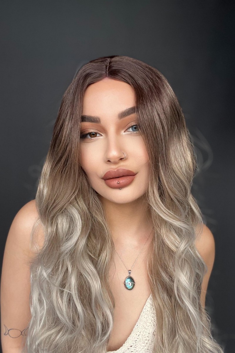 Doğal Dalgalı görünüme sahip Tül tepeli peruk