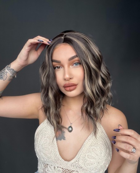 Bob Kesim Doğal Dalgalı Küt Bob Peruk