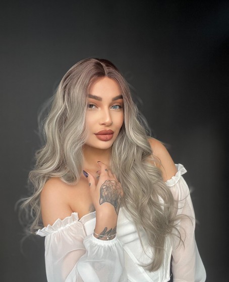 Kumral ışıltılı Tül peruk Doğal görünümlü Fiber peruk