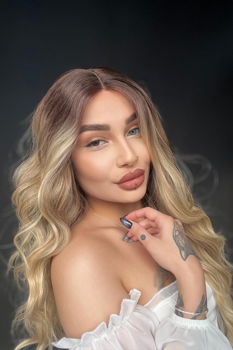 Küllü sarı ombreli tül peruk doğal görünümlü fiber