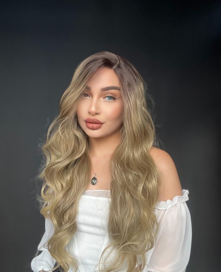 Koyu Kumral ışıltılı Tül peruk Doğal görünümlü Fiber peruk yandan ayrımlı model