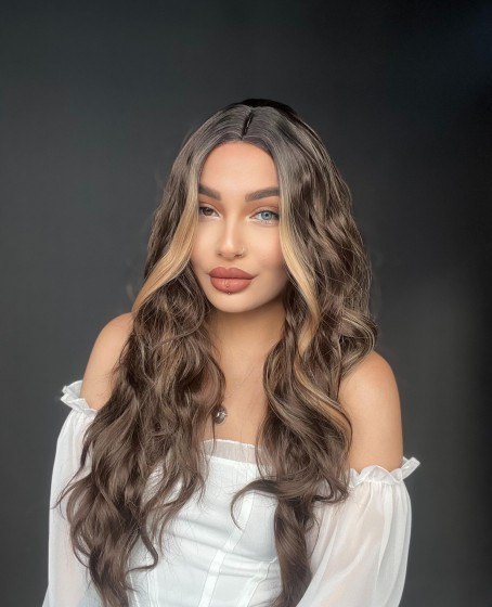 Su dalgalı Tül peruk