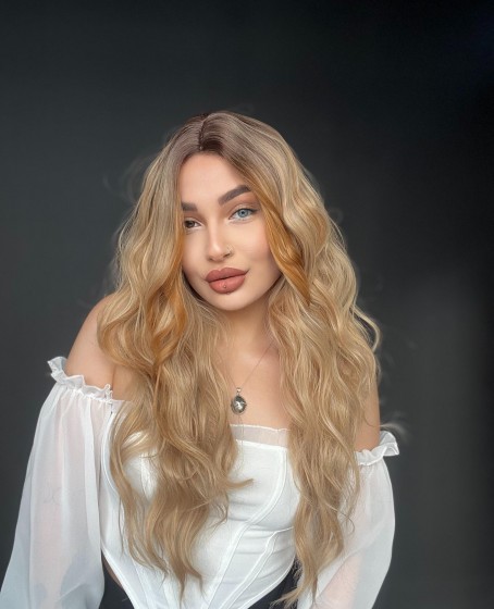 Su dalgalı Tül peruk