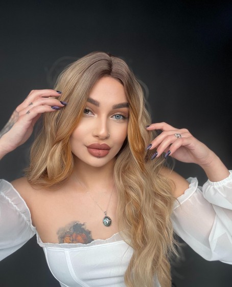 Su dalgalı Tül peruk