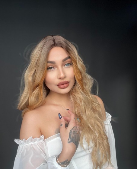 Su dalgalı Tül peruk