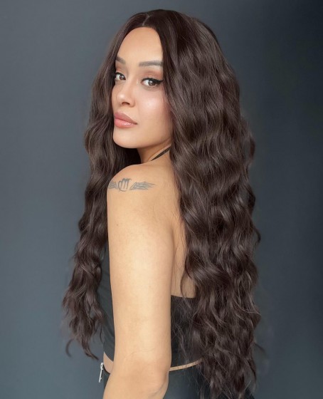 Uzun Doğal Su dalgalı Perçemsiz Tepesi Baş derisi görünümlü Yeni sezon