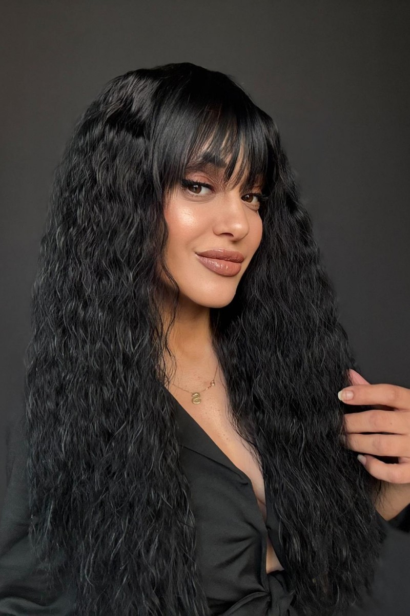 Kabarık Afro dalgaya sahip perçemli Tepe kısmı cilt görünümlü medikal peruk serisi 