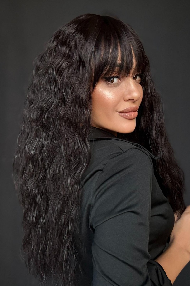 Kabarık Afro dalgaya sahip perçemli Tepe kısmı cilt görünümlü medikal peruk serisi 