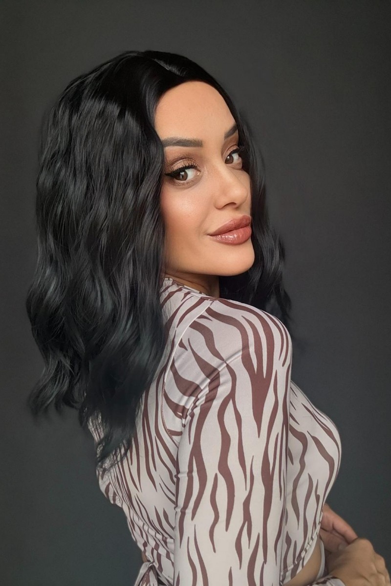 Küt Bob Kesim Tepe kısmı cilt görünümlü medikal peruk