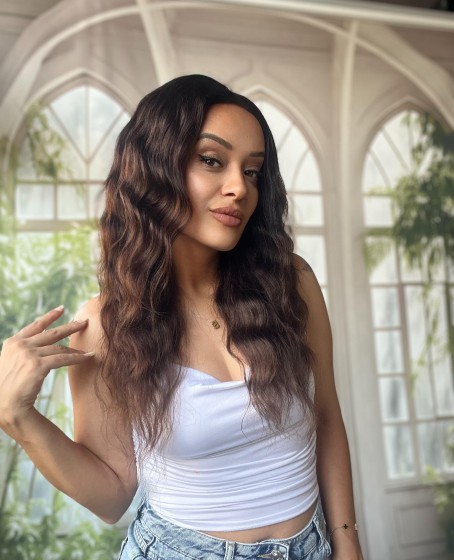 Kumral kahve gizemli ışıltılı kahve tül peruk