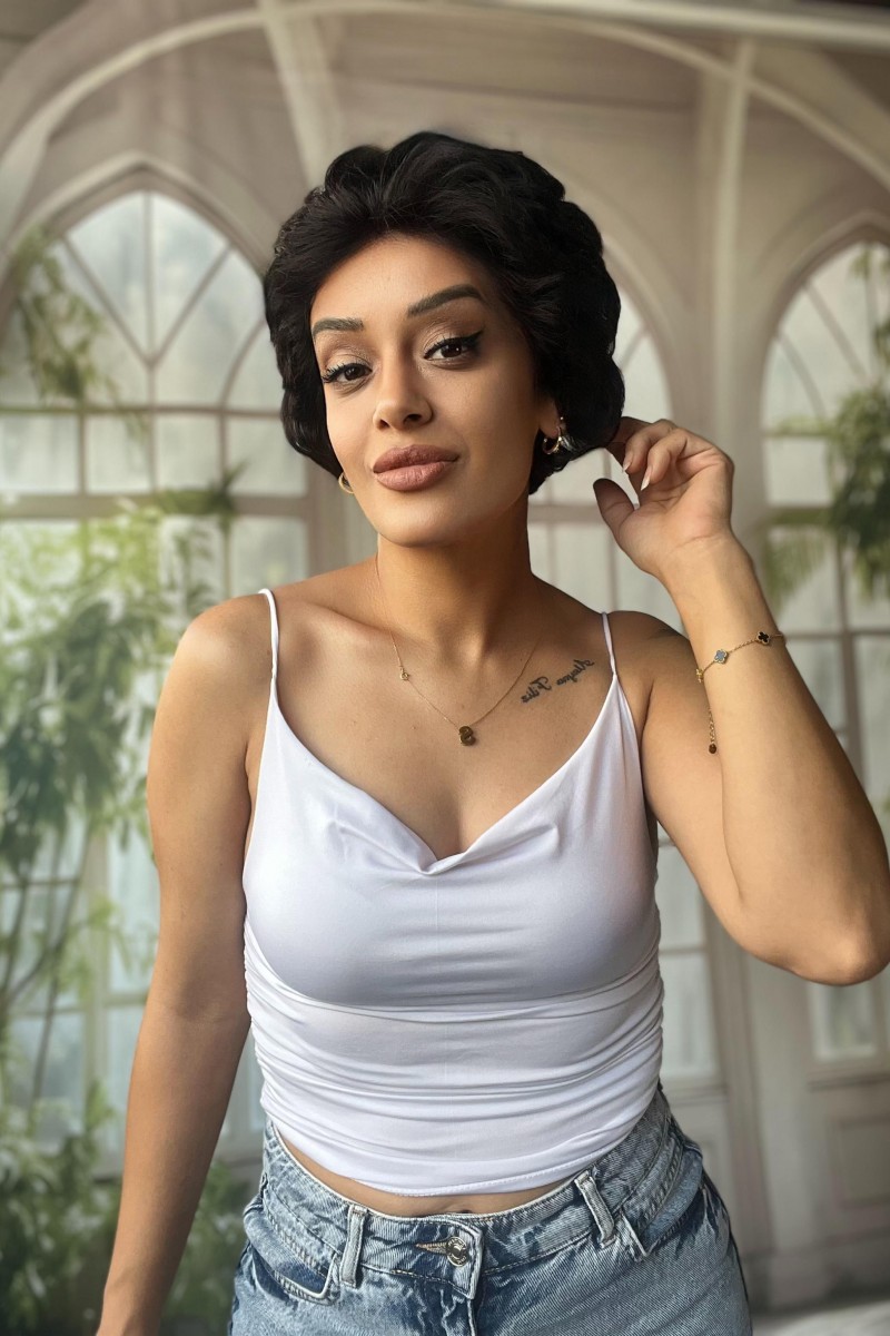 Kısa Özel kesim Full Tül peruk gerçek saç