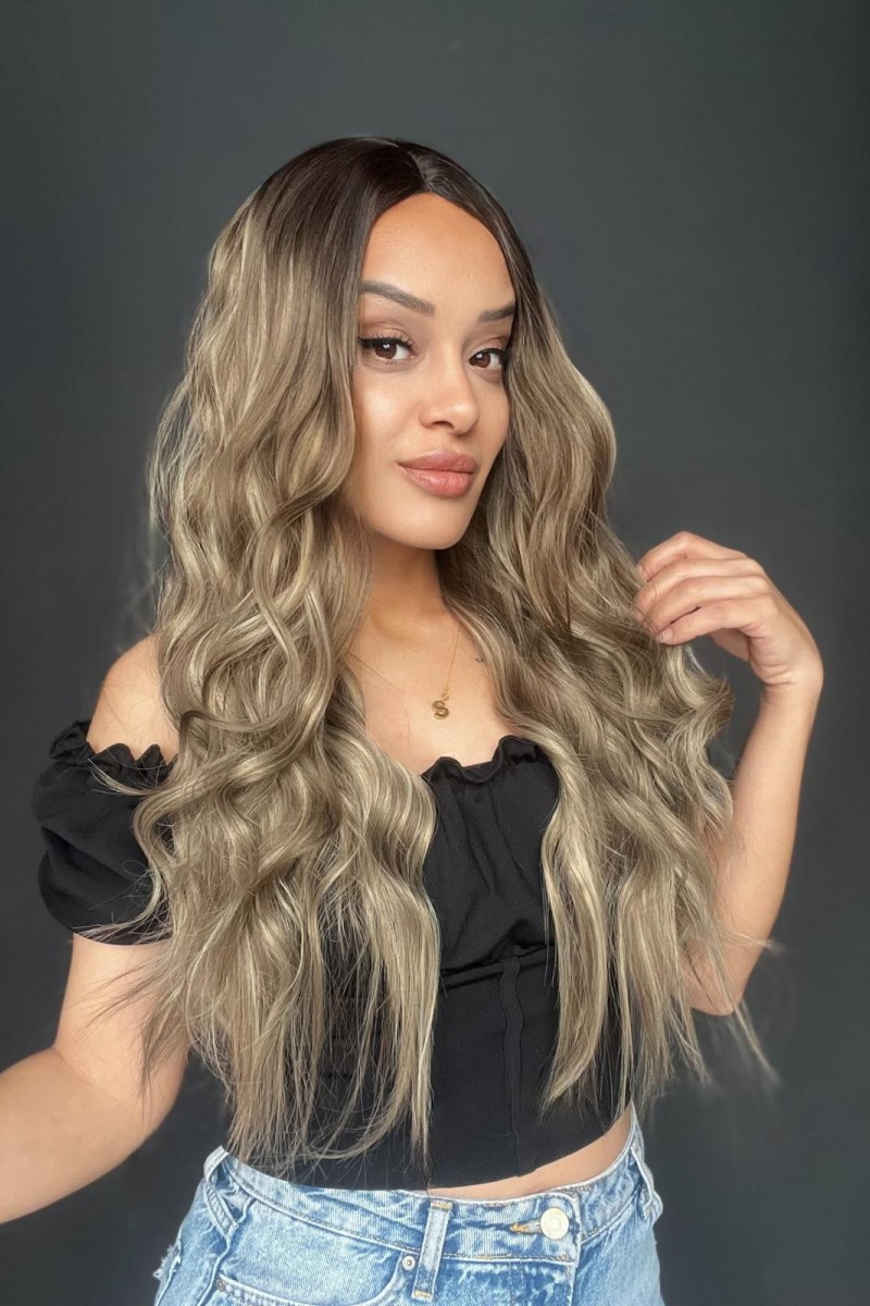 Kahverengi Kumral Ombreli Balköpüğü Işıltılı Tül Peruk (Tepe baby ön tül peruk)