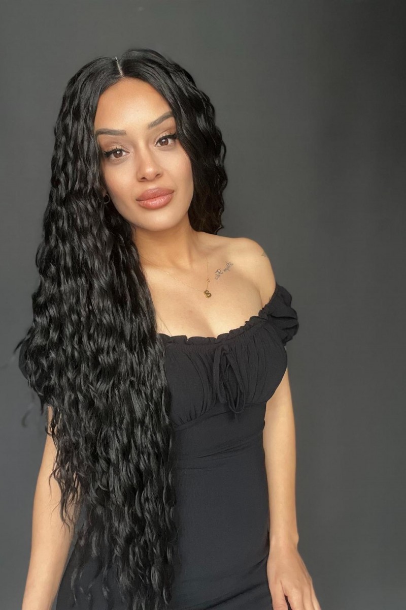 Ekstra Uzun Yoğun Afro Dalga Siyah Fiber Sentetik Geniş T Tül Peruk