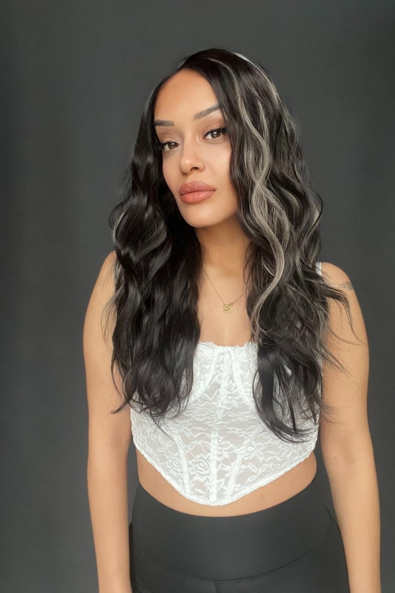 Koyu Kumral Platin Işıltılı Hafif Dalgalı Tül Peruk (T TÜL PERUK)