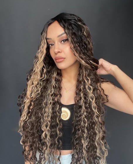 Tül Ön ve Tepe Bölgesi Hava Alan Peruk - Ortadan Ayrım