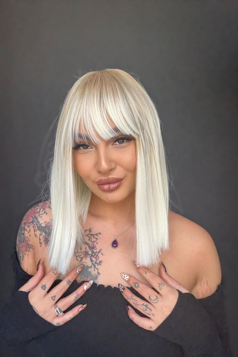 Platin küt kesim perçemli düz kesim Medikal Peruk Özel Koleksiyon