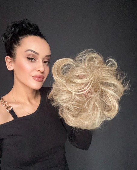 Saçlı Lastikli Topuz Toka -