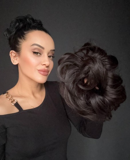 Saçlı Lastikli Topuz Toka -