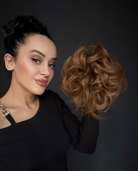 Saçlı Lastikli Topuz Toka -