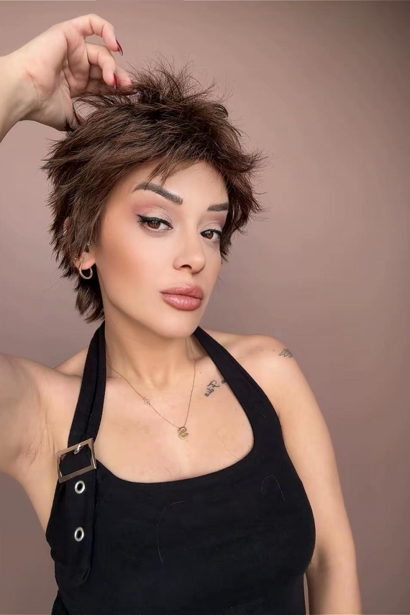 Medikal peruk Her başa uyumludur 