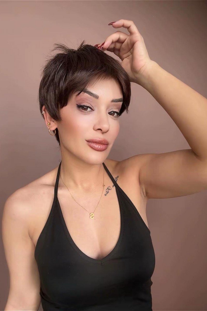 Medikal peruk Her başa uyumludur 