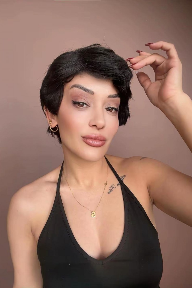 Medikal peruk Her başa uyumludur 