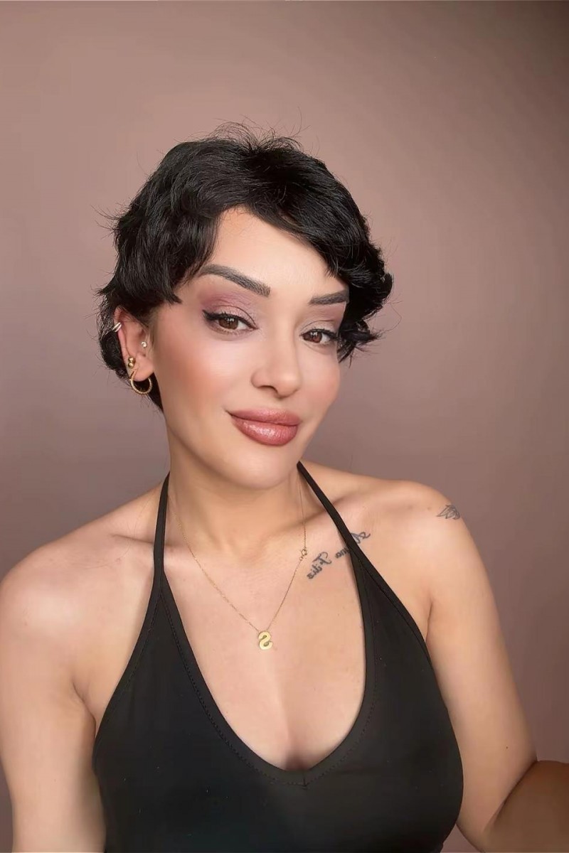 Medikal peruk Her başa uyumludur 