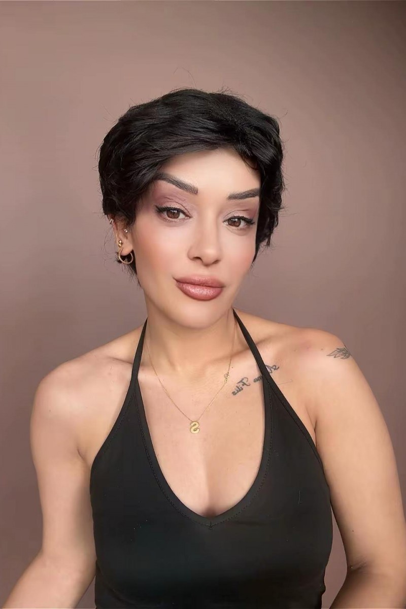 Medikal peruk Her başa uyumludur 