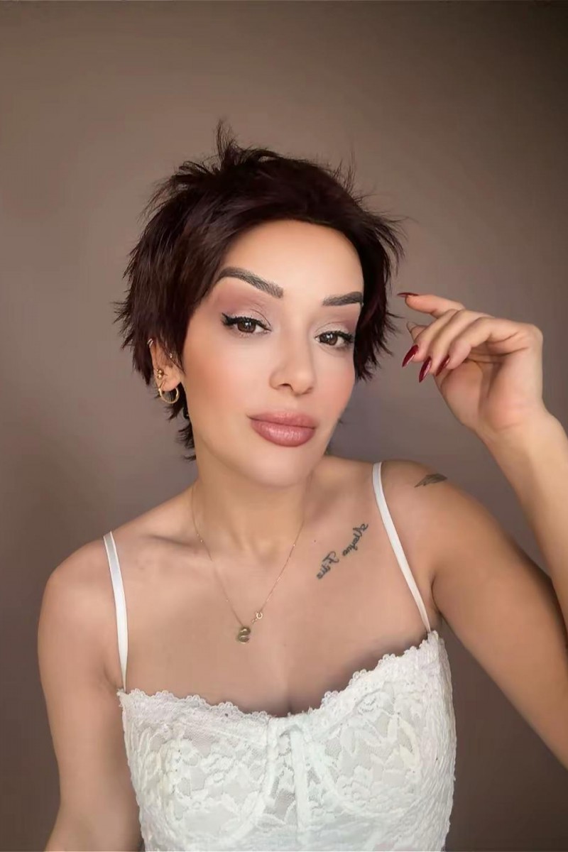 Medikal peruk Her başa uyumludur 