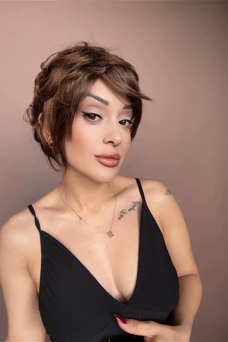 Medikal peruk Her başa uyumludur 