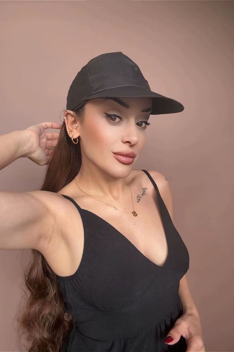 Medikal peruk Her başa uyumludur 