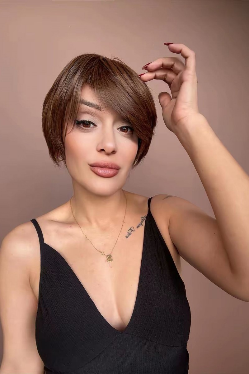 Medikal peruk Her başa uyumludur 