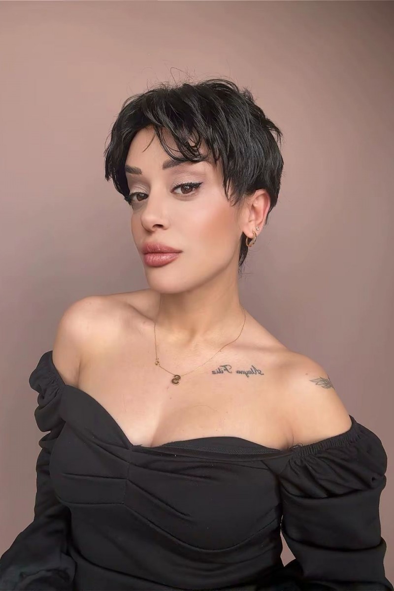 Medikal peruk Her başa uyumludur 