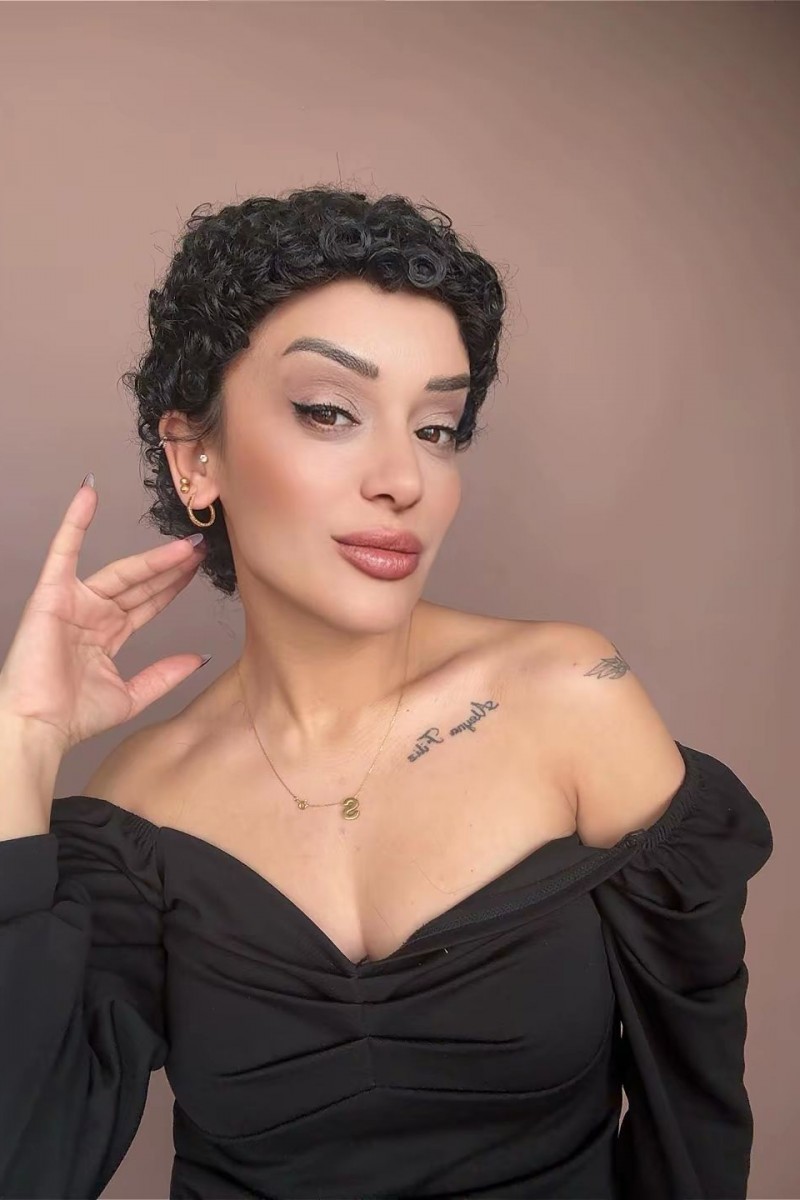 Medikal peruk Her başa uyumludur 