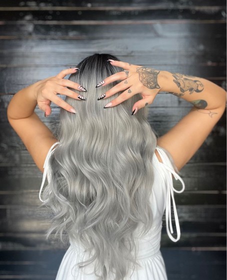 Hafif Dalgalı Mini kahküllü Özel kesim Yeni seri Medikal gerçek saç dokulu peruk 7836 Suzan peruk Siyah gri